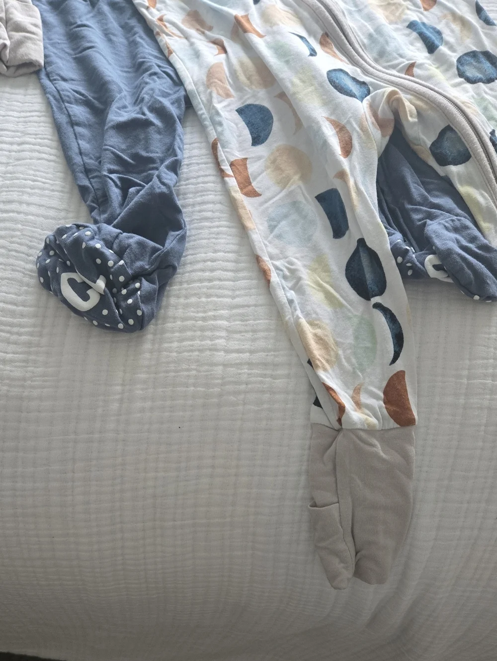 Set Of 2 Bamboo Pajamas
